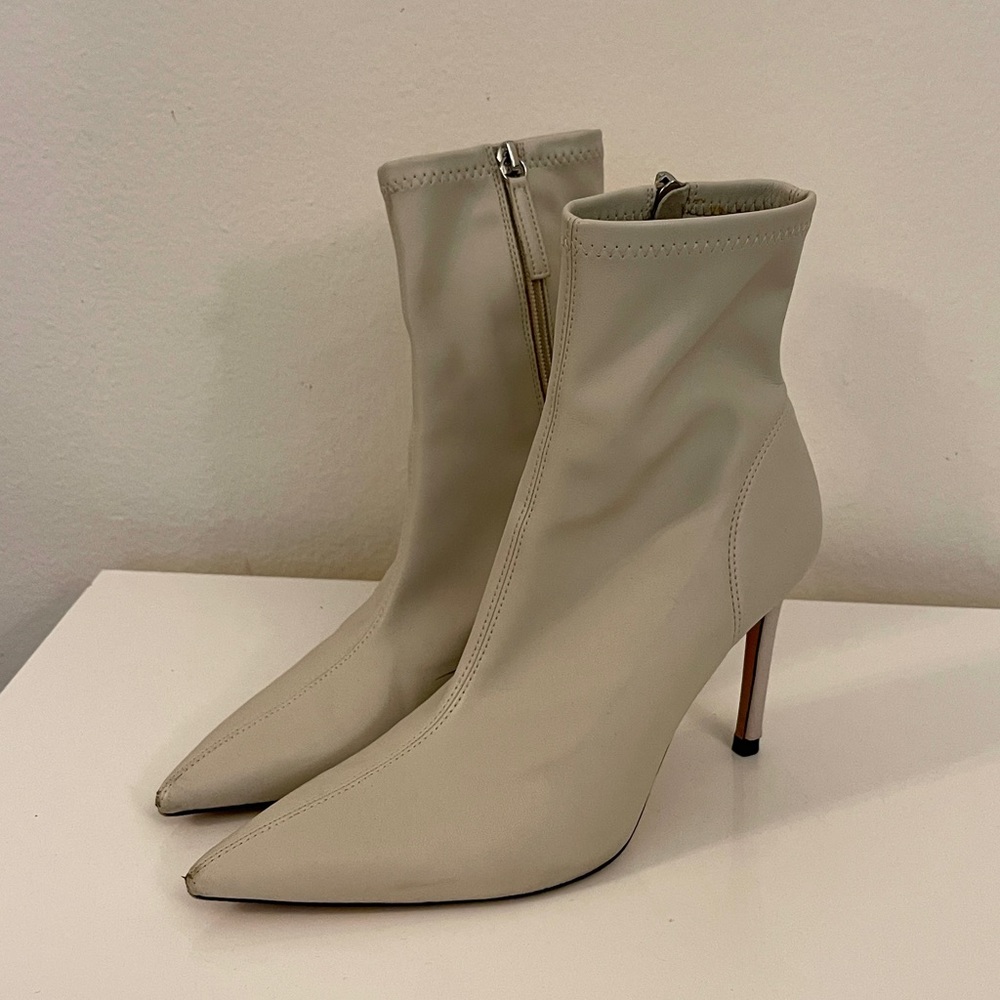 Zara beige booties 37 EU
